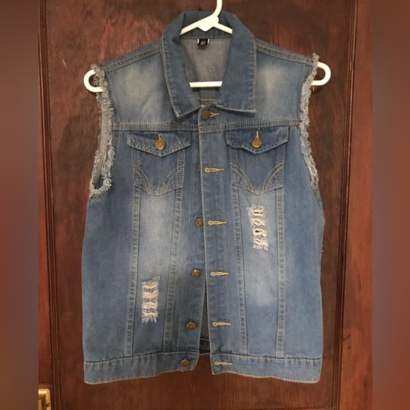 Jean jacket - Picture 1 of 2